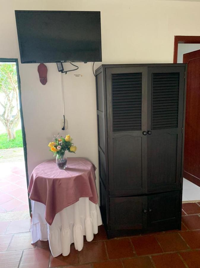 Hotel Campestre La Loma Curití Екстериор снимка