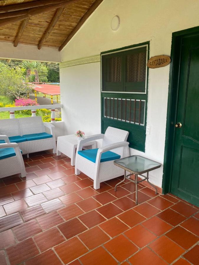 Hotel Campestre La Loma Curití Екстериор снимка