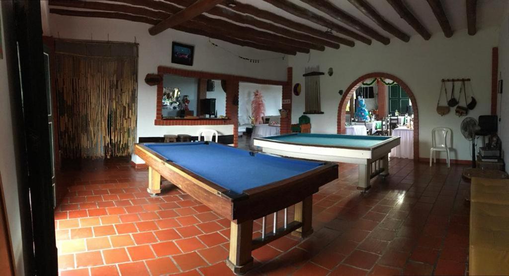 Hotel Campestre La Loma Curití Екстериор снимка