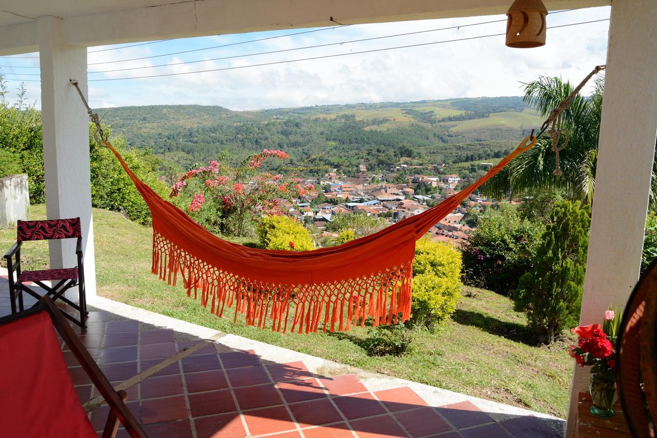 Hotel Campestre La Loma Curití Екстериор снимка