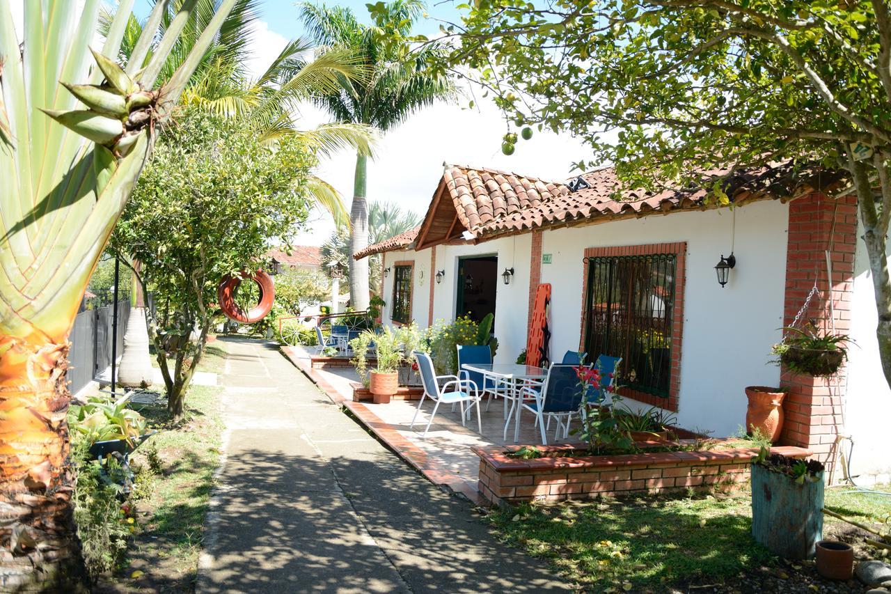 Hotel Campestre La Loma Curití Екстериор снимка